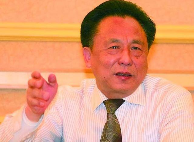 觉生下11个私生子75岁还在开枝散叶ky开元棋牌在逃富豪10位情妇翻牌睡(图8)